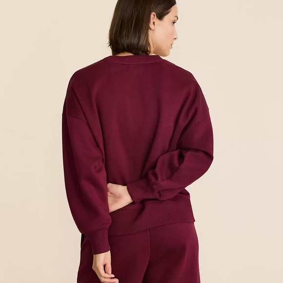 Lou & Grey Cocktail Elite Fleece Burgundy Sweatshirt - Picture 2 of 3